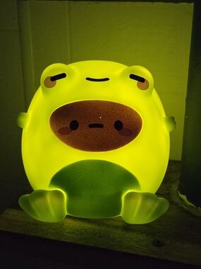 Smoko Tayto Frog Ambient Light